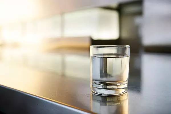 趙皖平代表建議：加快可靠飲用水源建設，確保農村飲水安全